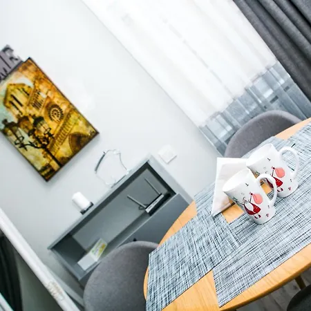 Апартаменты Luxury Flat In Downtown Львов Экстерьер фото